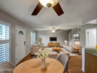 Photo #1: 6779830 Listing