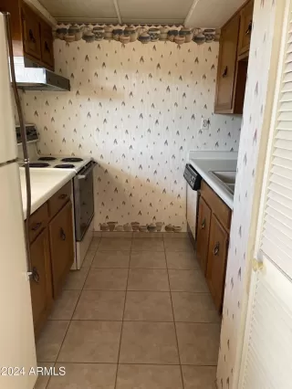 Photo #3: 6780144 Listing