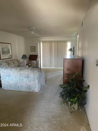 Photo #4: 6780144 Listing