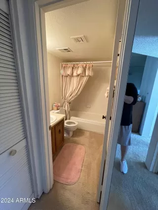 Photo #6: 6780144 Listing