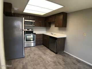 Photo #5: 6780408 Listing 