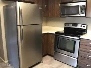 Photo #6: 6780408 Listing 