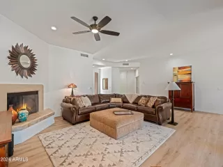 Photo #5: 6780473 Listing
