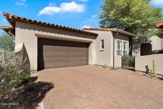 Photo #1: 6780528 Listing