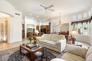 Photo #4: 6780528 Listing