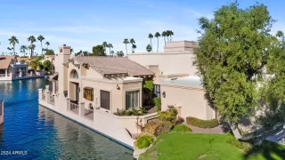 Photo #2: 6780536 Listing