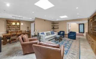 Photo #3: 6780608 Listing