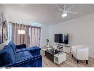 Photo #1: 6780672 Listing