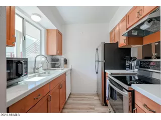 Photo #4: 6780672 Listing