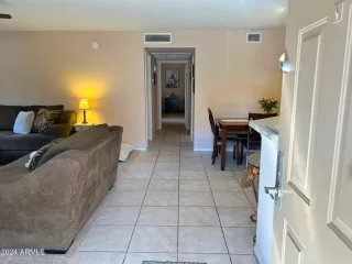 Photo #6: 6780722 Listing