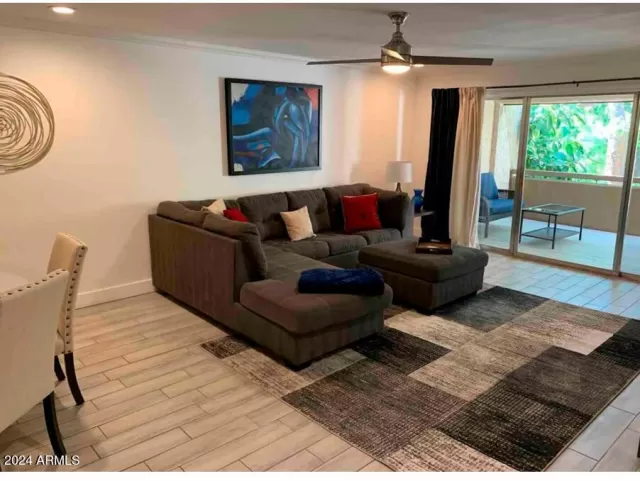 MLS: 6780741 Condo For Sale