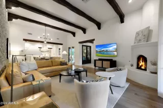 Photo #6: 6780780 Listing