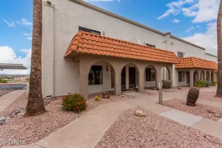 Photo #2: 6780906 Listing