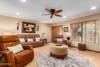 Photo #4: 6780906 Listing
