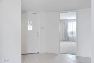 Photo #5: 6780960 Listing