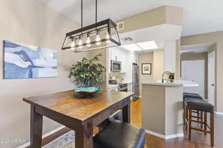 Photo #3: 6780971 Listing