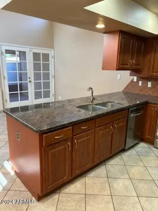 Photo #6: 6781008 Listing 