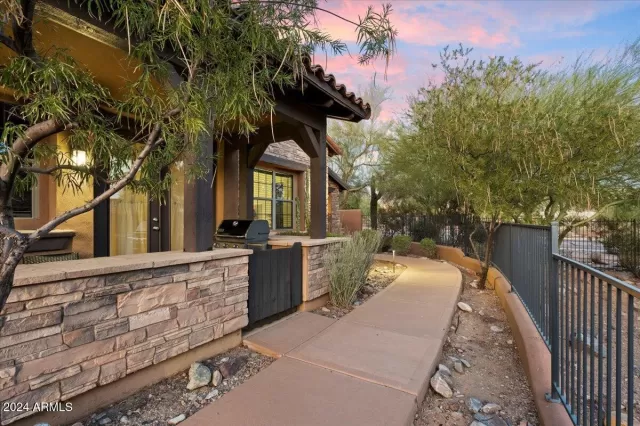 MLS: 6781041 Condo For Sale