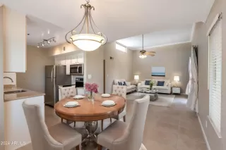 Photo #2: 6781102 Listing 