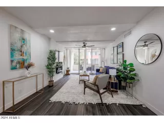 Photo #1: 6781298 Listing