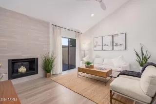 Photo #2: 6781366 Listing 