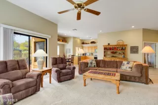Photo #3: 6781566 Listing