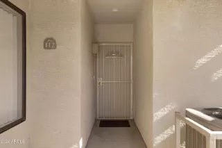 Photo #2: 6781628 Listing