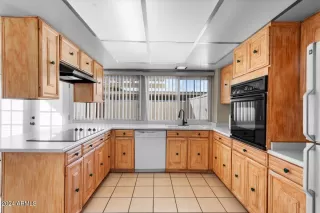 Photo #1: 6781687 Listing