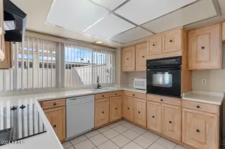 Photo #3: 6781687 Listing