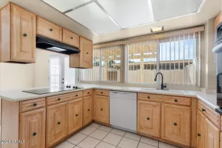 Photo #6: 6781687 Listing