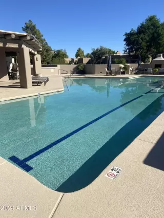 Photo #4: 6781916 Listing