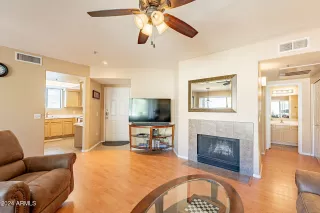 Photo #3: 6782147 Listing