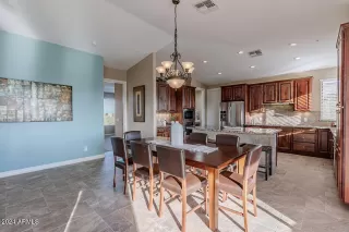 Photo #6: 6782209 Listing 