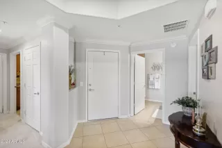 Photo #3: 6782379 Listing