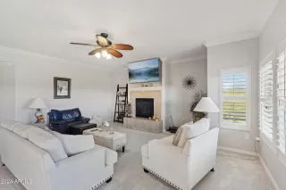 Photo #4: 6782379 Listing