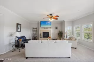 Photo #6: 6782379 Listing