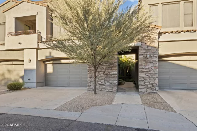MLS: 6782449 Condo For Sale