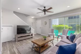 Photo #3: 6782587 Listing