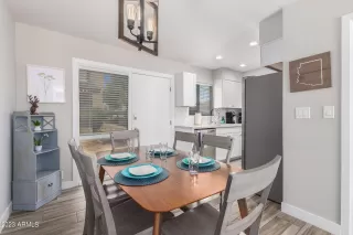 Photo #5: 6782587 Listing