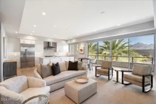 Photo #4: 6782882 Listing