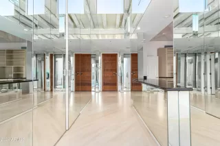 Photo #2: 6783065 Listing 