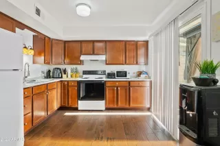 Photo #3: 6783188 Listing 