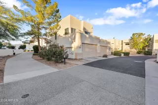 Photo #4: 6783553 Listing