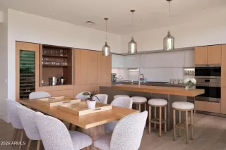 Photo #1: 6783633 Listing 