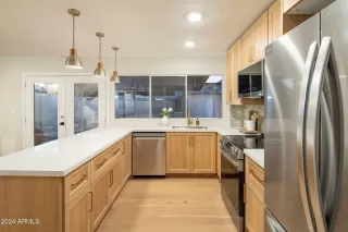 Photo #1: 6784059 Listing 