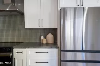 Photo #5: 6784374 Listing 