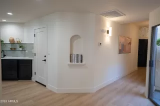 Photo #6: 6784374 Listing 