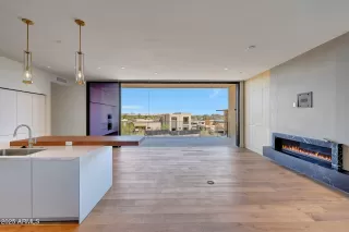 Photo #3: 6784595 Listing