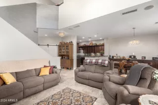 Photo #6: 6784770 Listing 