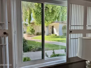 Photo #4: 6784821 Listing